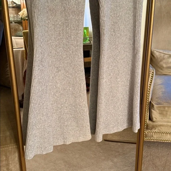 Aerie Pants Womens XL Groove On Corduroy Flare Bell Bottom Pull On - Picture 5 of 8